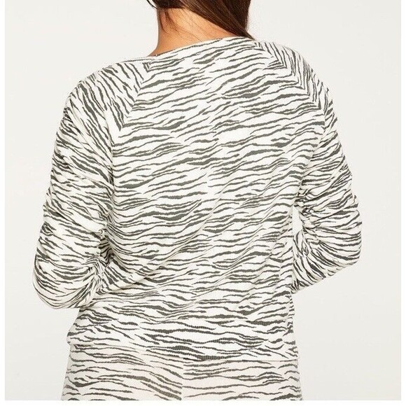 Chaser Bliss Knit Shirred Soft Pullover Sweater Zebra Print Animal Wild Large - Picture 2 of 12